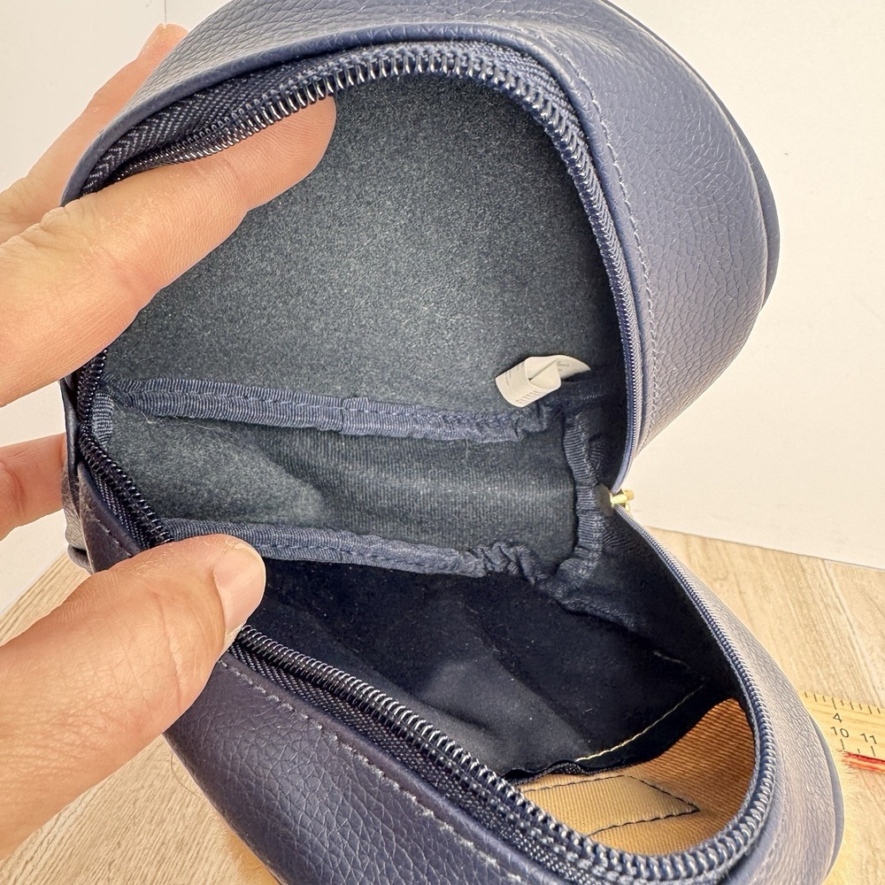 Bath And Body Works Mini Backpack Cosmetic Bag Navy Blue Tan Fur - Picture 8 of 8